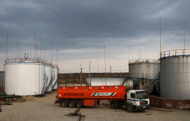 A tank truck is seen at a petrol depot, owned by the Rostech fuel company, in Vladimir, Russia, April 14, 2016. (File photo: Reuters)