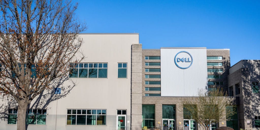 يقول موظفو Dell إنهم غير مندهشين بشأن تسريح العمال بعد تحولها إلى الذكاء الاصطناعي