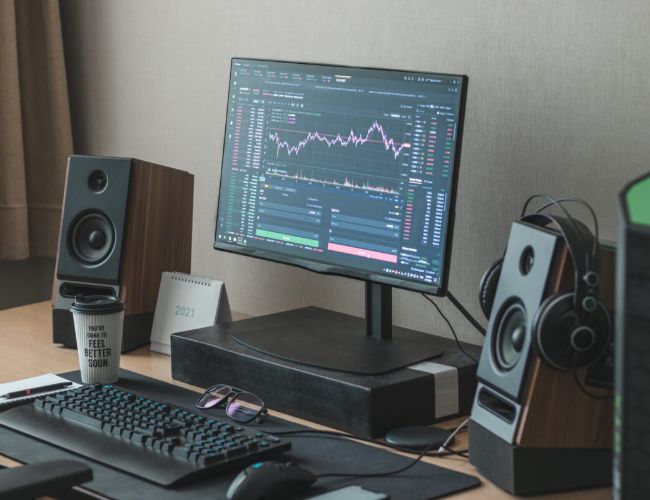 كرونوس تفاجئ الجميع بارتفاع سعرها بنسبة 12% – هل يستطيع المستثمرون الحفاظ على هذا الارتفاع؟