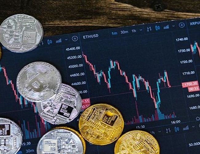هل يمكن لسعر XRP أن يتجاوز 250 دولارًا؟ محلل العملات المشفرة يتوقع اختراقًا بنسبة 42000٪