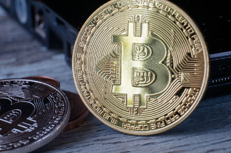 توقعات سعر البيتكوين: ارتفاع البيتكوين بنسبة 4% ليتجاوز 62 ألف دولار ويستهدف 66 ألف دولار