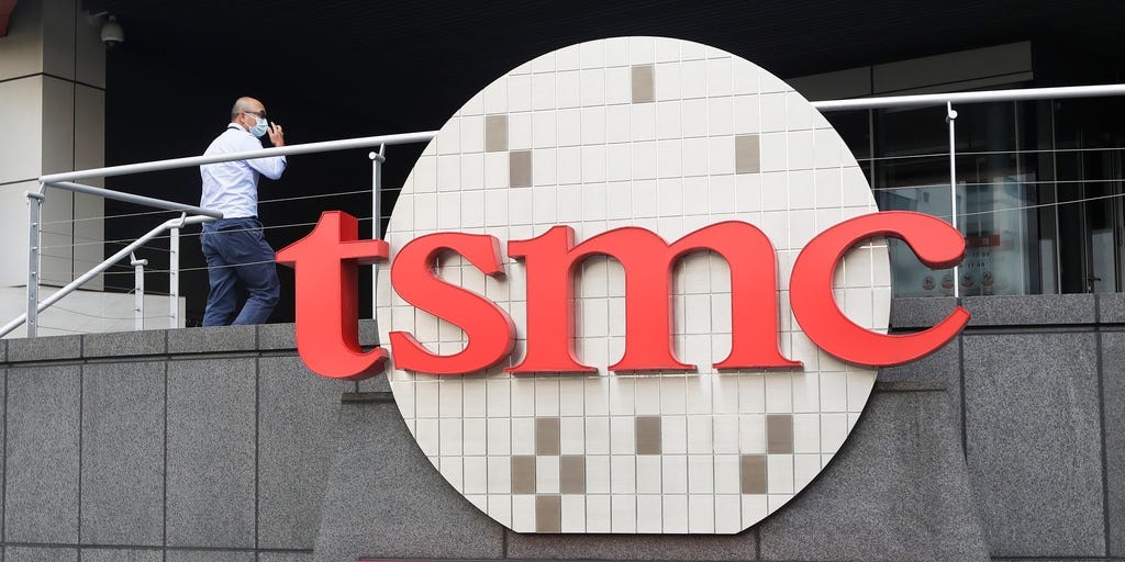 يقال إن رقائق TSMC انتهى بها الأمر في شركة Huawei. وهو يثير مخاوف بشأن تجاوز “شبكات الظل” للعقوبات الأمريكية.