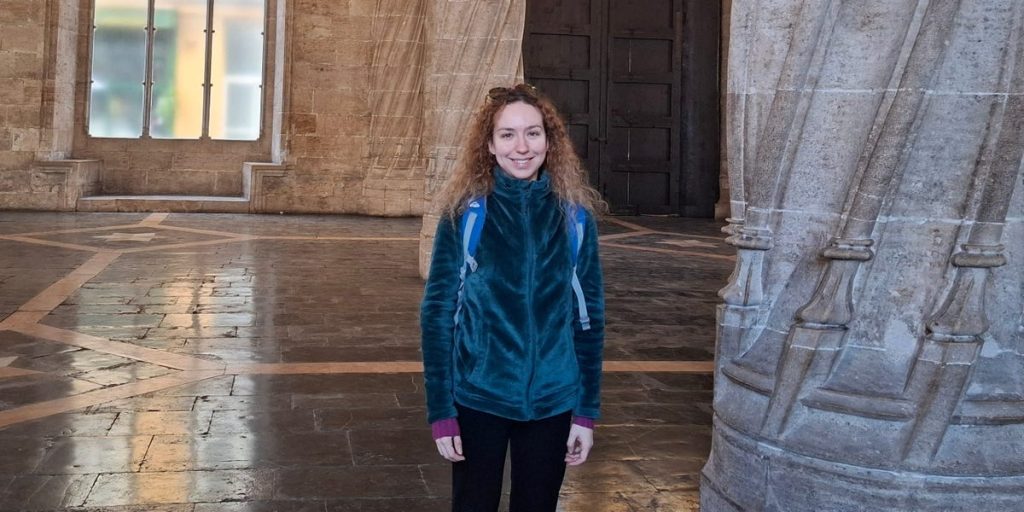 أحب السفر مع الأصدقاء والعائلة، لكني أحتاج إلى قضاء بعض الوقت بمفردي في الإجازة. لقد أنشأت قاعدة تجعل الجميع سعداء.