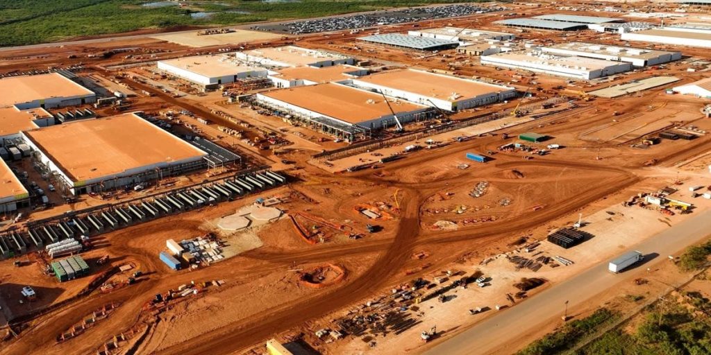 لماذا تبلغ قيمة Nvidia 5 تريليون دولار: داخل مركز بيانات AI بقيمة 35 مليار دولار وسعة 1 جيجاوات.