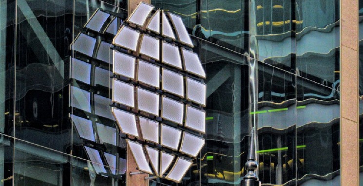 كيف أصبحت العقود الآجلة Solana وXRP من منتجات العملات المشفرة الأسرع نموًا في CME