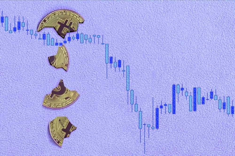 تريليون دولار خسائر السوق.. هل تهبط البيتكوين مجدداً إلى 90 ألف دولار؟