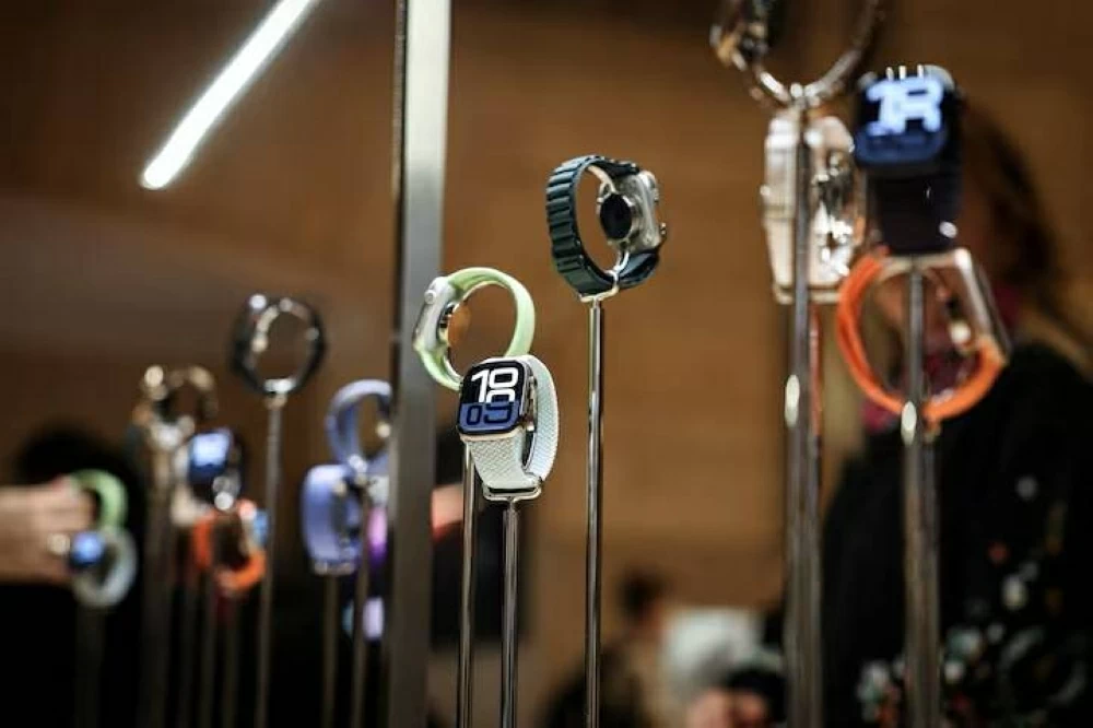 أبل تدان بدفع 634 مليون دولار لماسيمو في معركة براءات الساعات الذكية