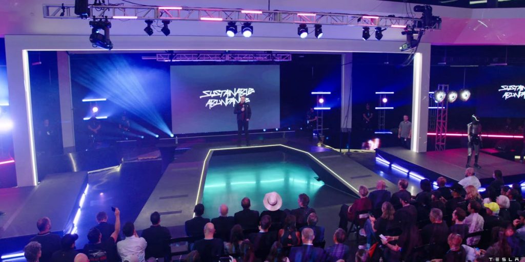 رد فعل المستثمرين والمحللين على حزمة رواتب إيلون ماسك البالغة تريليون دولار: “نحن معك” من أجل “القوة غير المقيدة”