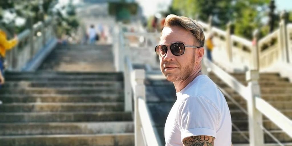 لقد عشت في الخارج لمدة 10 سنوات. لم أعد أنتمي إلى أي مكان.