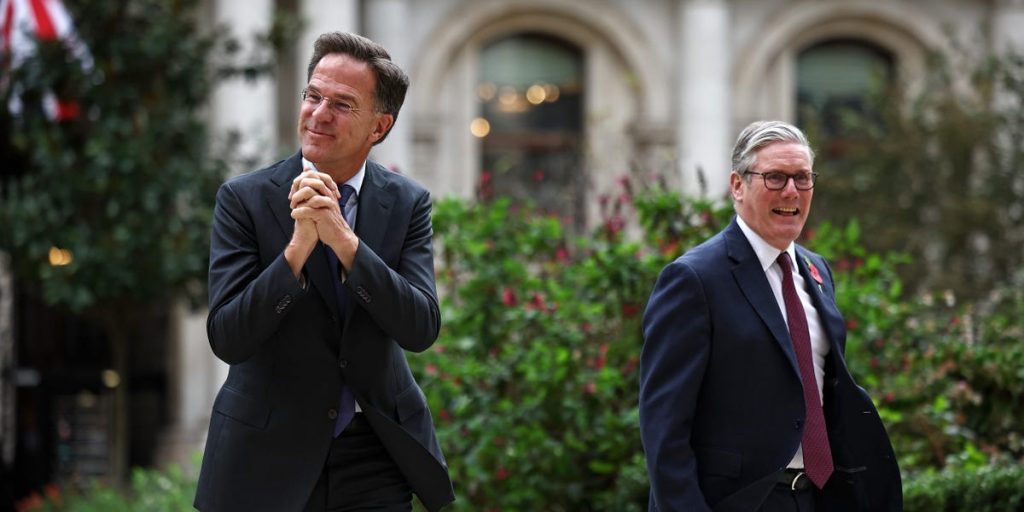 يقول الأمين العام لحلف شمال الأطلسي إن الغرب نجح أخيرًا في “تحويل المد” إلى ميزة الذخيرة الروسية