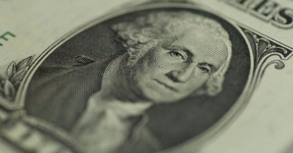 توقعات باستمرار هيمنة الدولار لهذه الأسباب