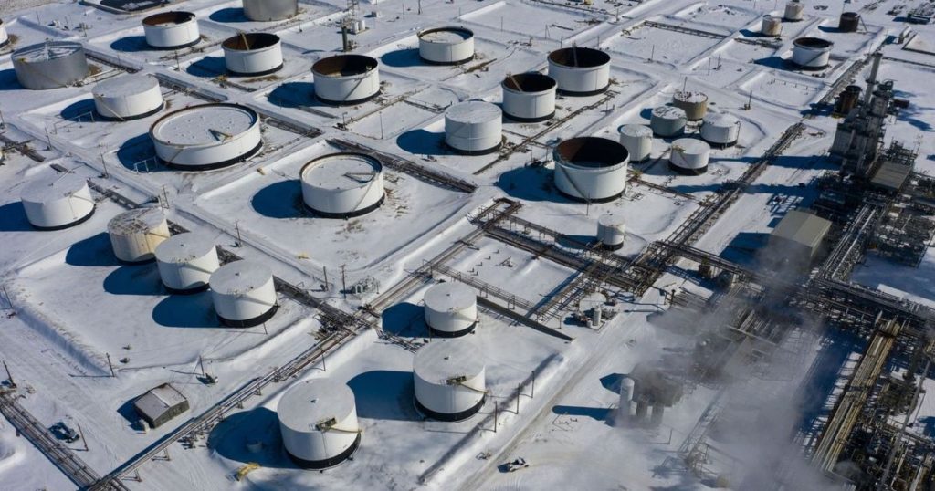 أسعار النفط تستقر مع ترقب المتعاملين لصدور توقعات “أوبك”