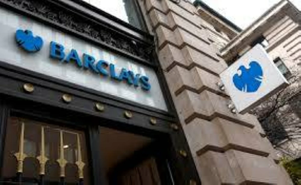 باركليز يدرس شراء إحدى أكبر شركات إدارة الثروات في بريطانيا «إيفلين»