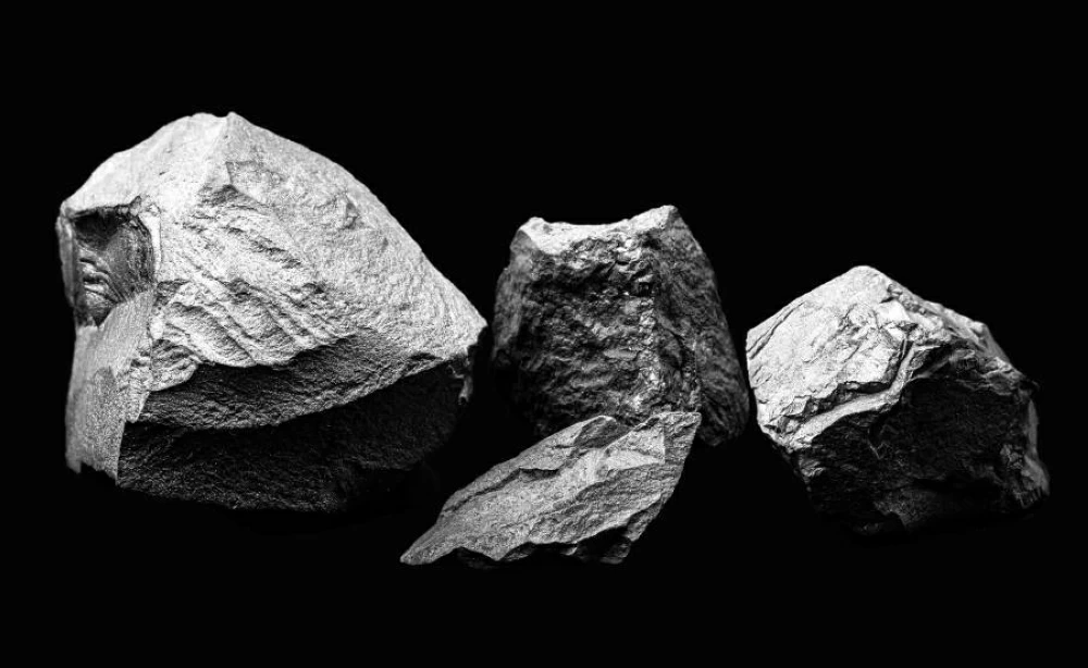 خام الحديد يتراجع وسط ضعف الطلب وارتفاع المخزونات