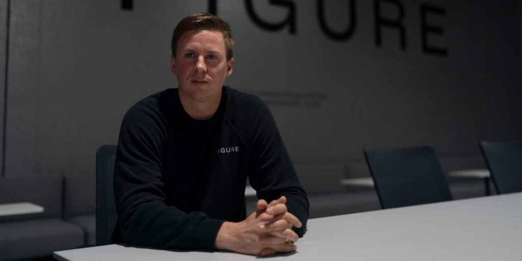 رئيسُ تنفيذيّ شركة (Figure AI) يُفيد بتلقّي أكثر من 170 ألف طلب عمل خلال 3 سنوات، ووظّف أقل من 500.