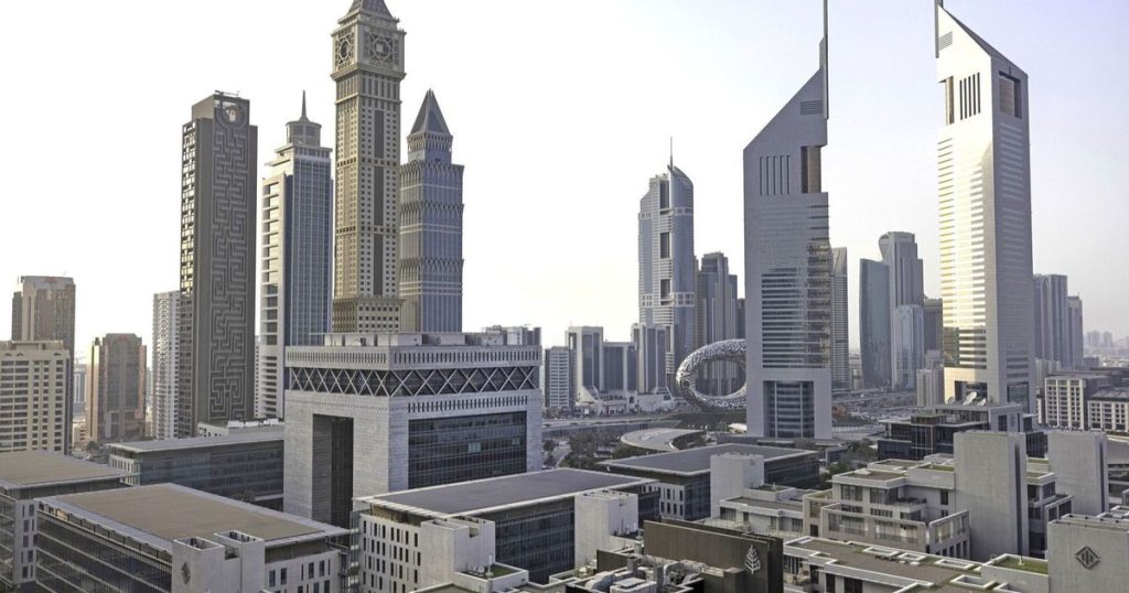 نمو قياسي لمركز دبي المالي بفضل صناديق التحوط وإدارة الثروات