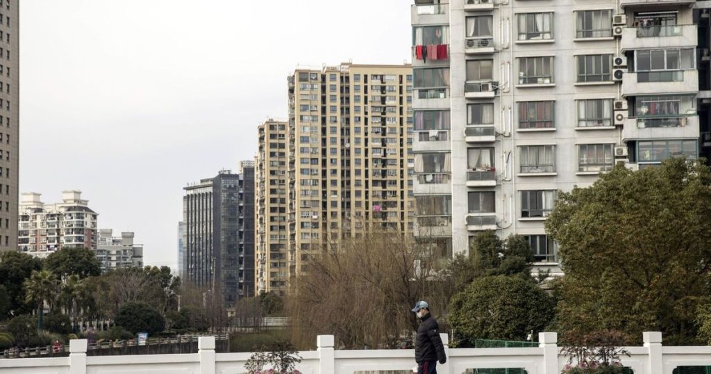 تراجع أسعار المنازل في الصين يتواصل وسط مخاوف من تعمّق أزمة العقارات