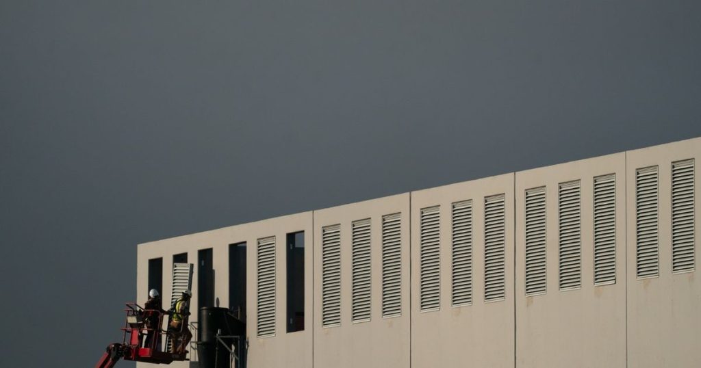 أكبر صندوق سيادي بالعالم يتجنب الاستثمار في مراكز البيانات