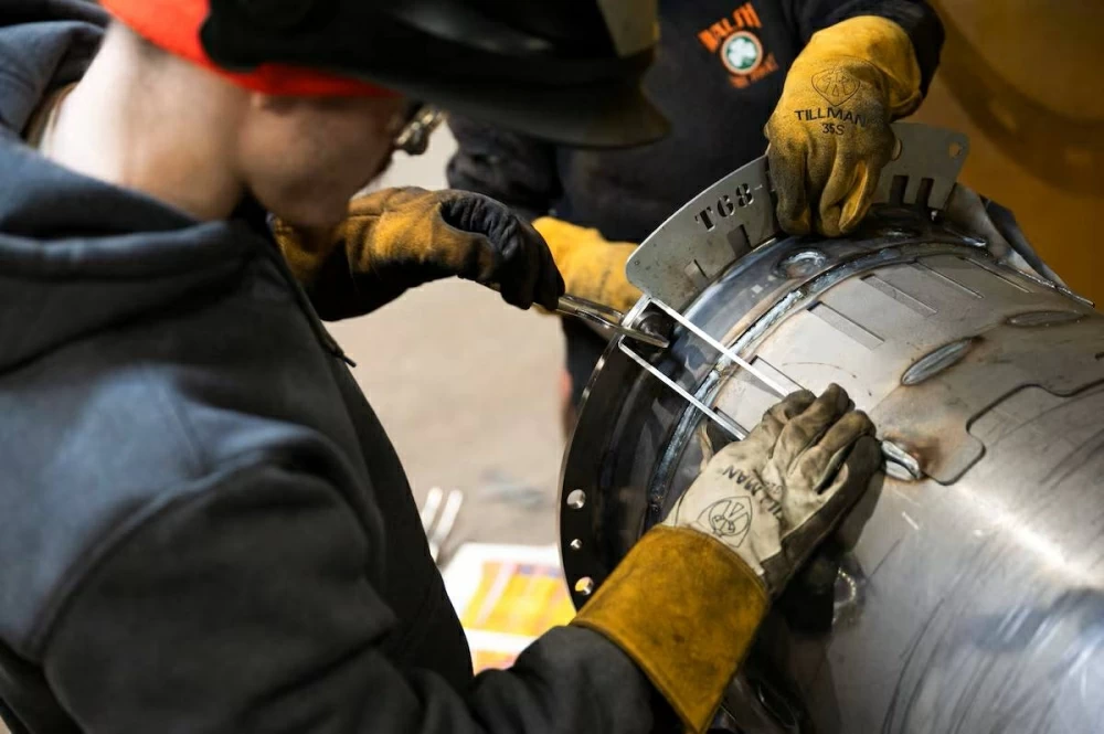 قطاع التصنيع الأميركي يواصل التراجع بوتيرة أسرع في ديسمبر 2025