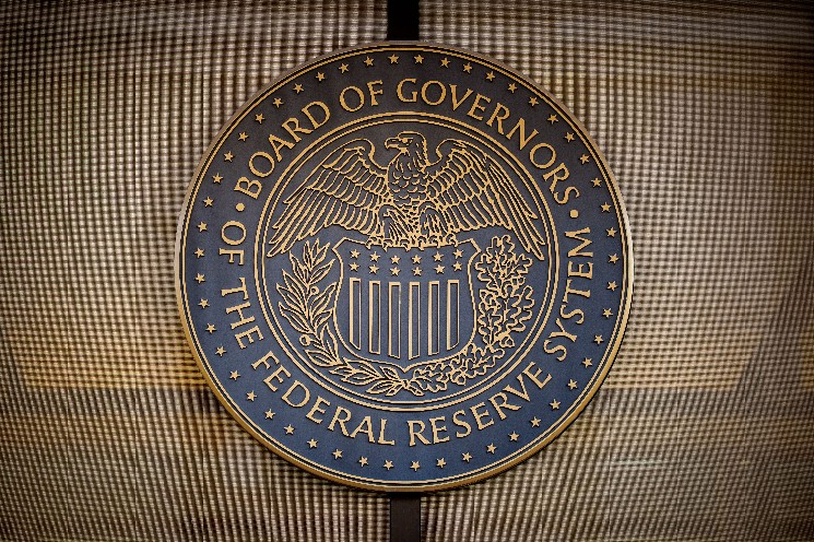 محضر اجتماع لجنة السوق الفيدرالية المفتوحة (FOMC) لشهر ديسمبر يشير إلى قلق المركزي بشأن تجمّد التمويل قصير الأجل.