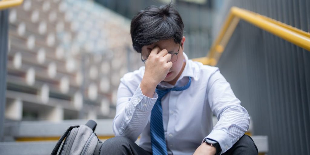 أربعة إجراءات في حال فقدان الوظيفة (تسريح من العمل).