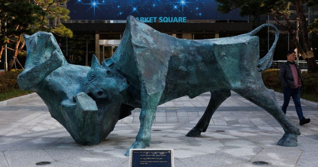 الأسهم الناشئة تتجه لمستوى قياسي تفاؤلاً بالتكنولوجيا