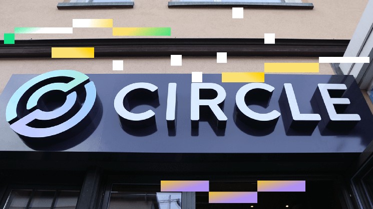 تواجه “سيركل” أول تهديد كبير للأموال المؤسسية من (USAT) التابعة لـ “تيثر”.